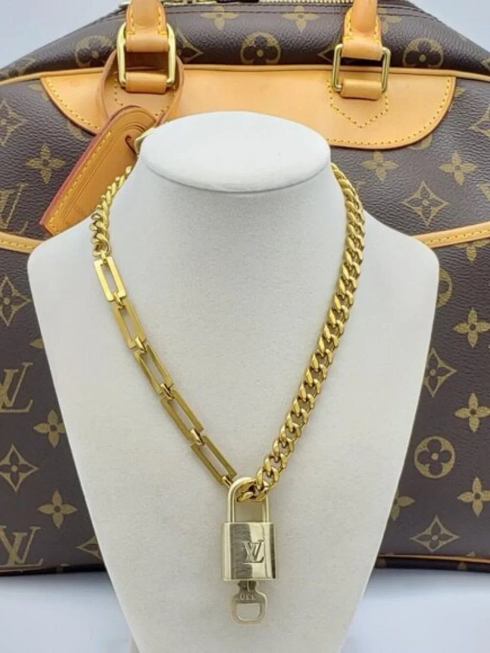 Authentic Louis Vuitton Padlock w/Unbranded Stainless Steel Gold Plated Chain